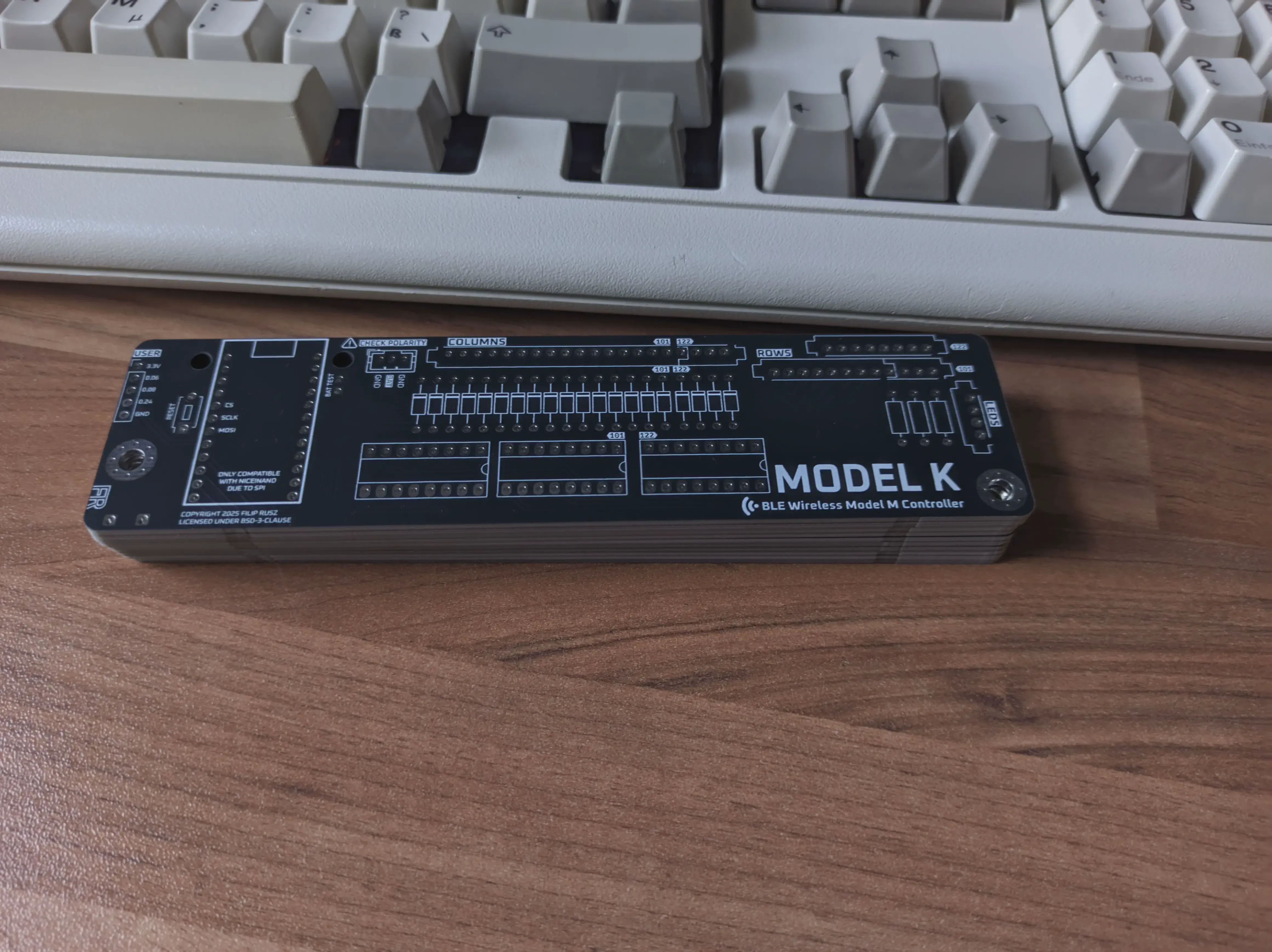 Ten modelk controllers straight from the factory, revision 0.10.